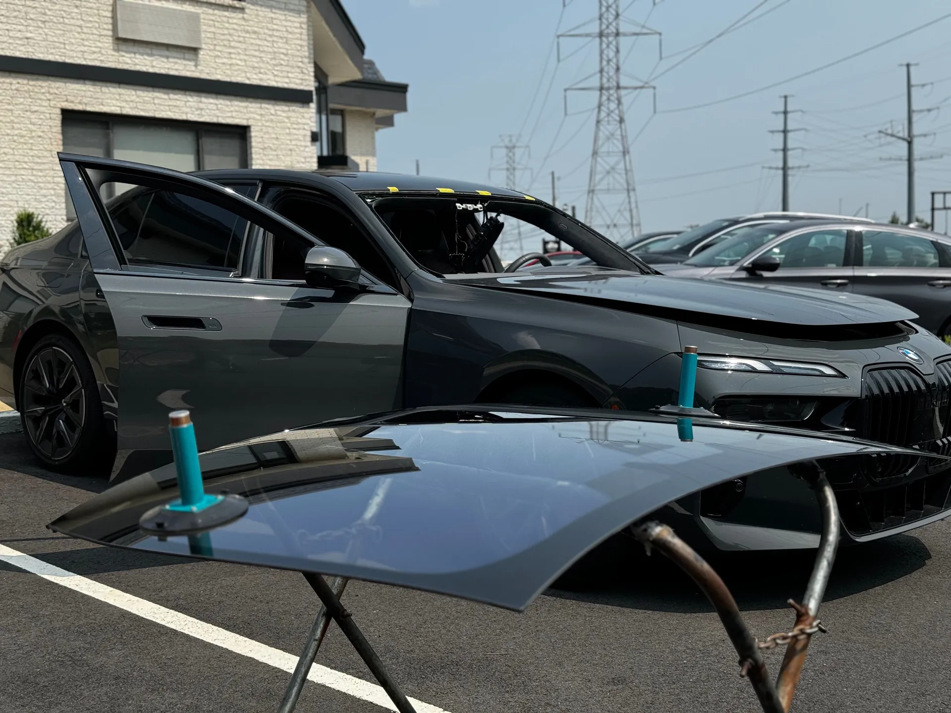 OEM vs. Aftermarket Auto Glass: Make an Informed Choice